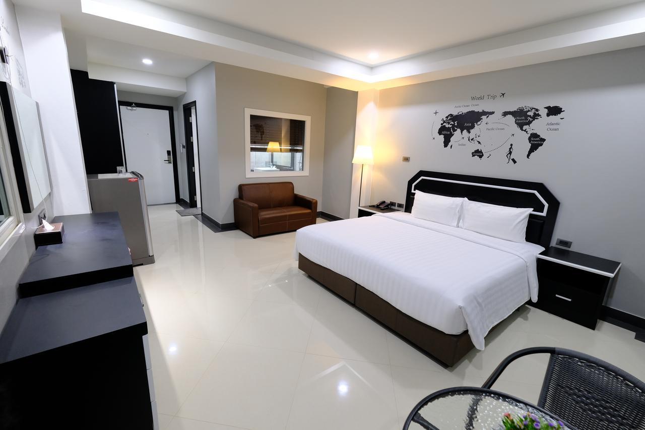 Hotel The Tung Pattaya Exterior foto