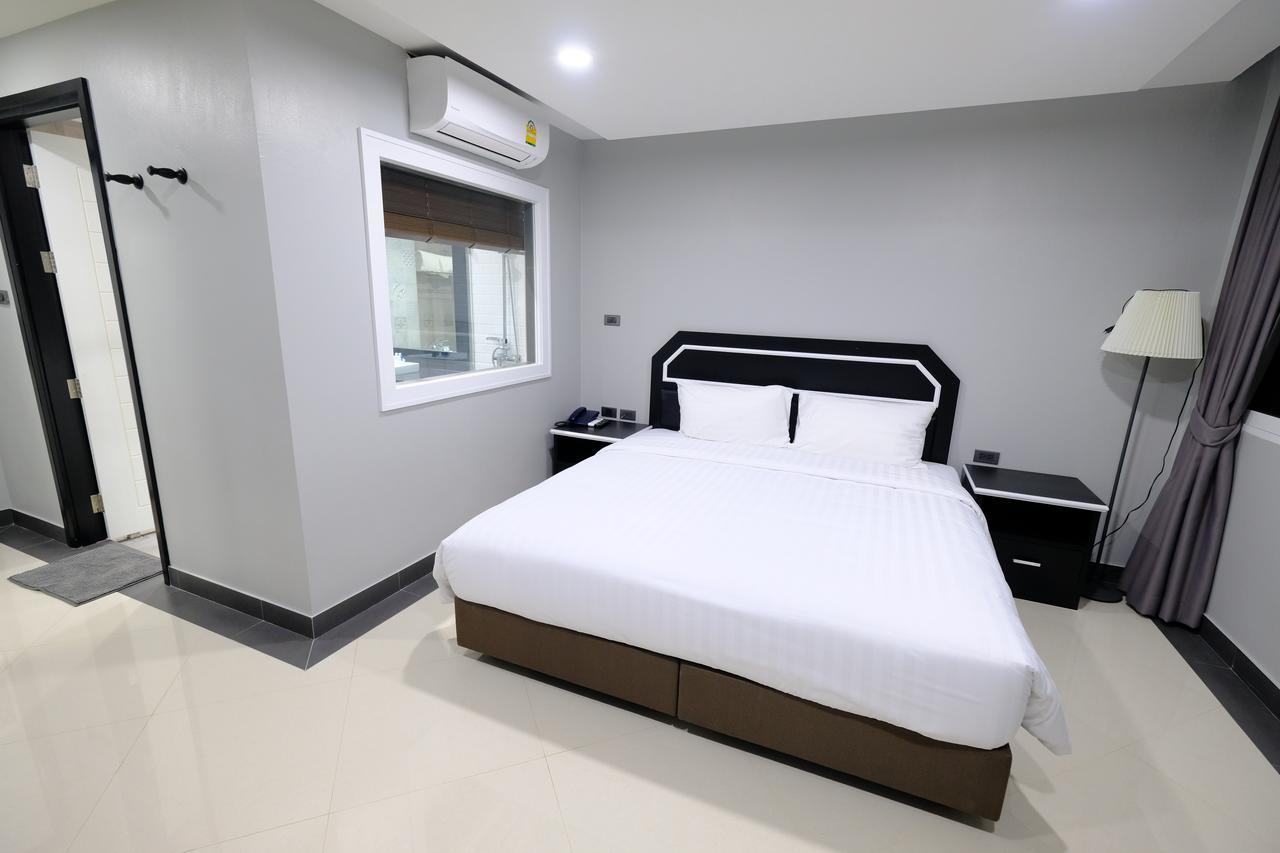 Hotel The Tung Pattaya Exterior foto