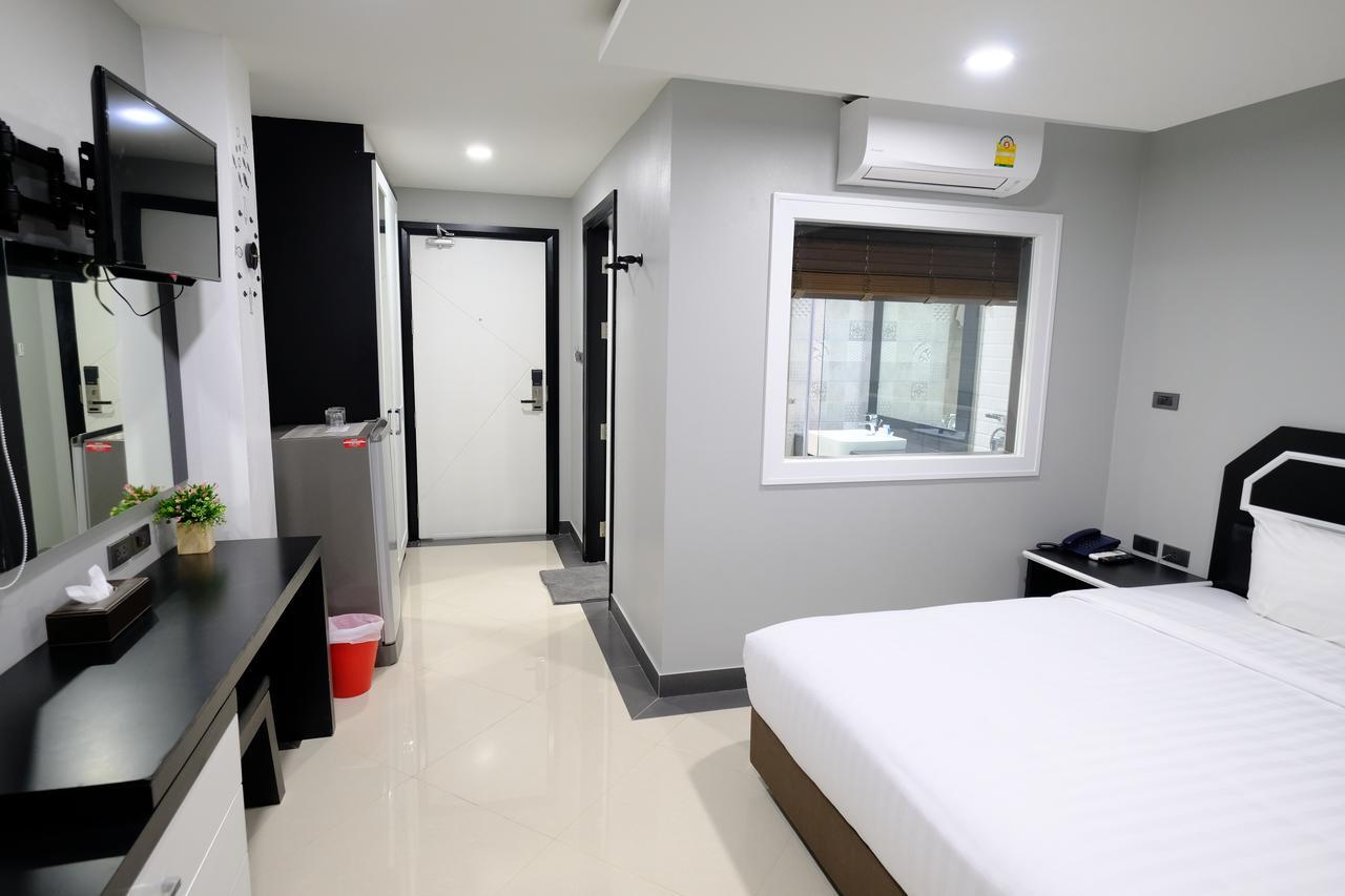 Hotel The Tung Pattaya Exterior foto
